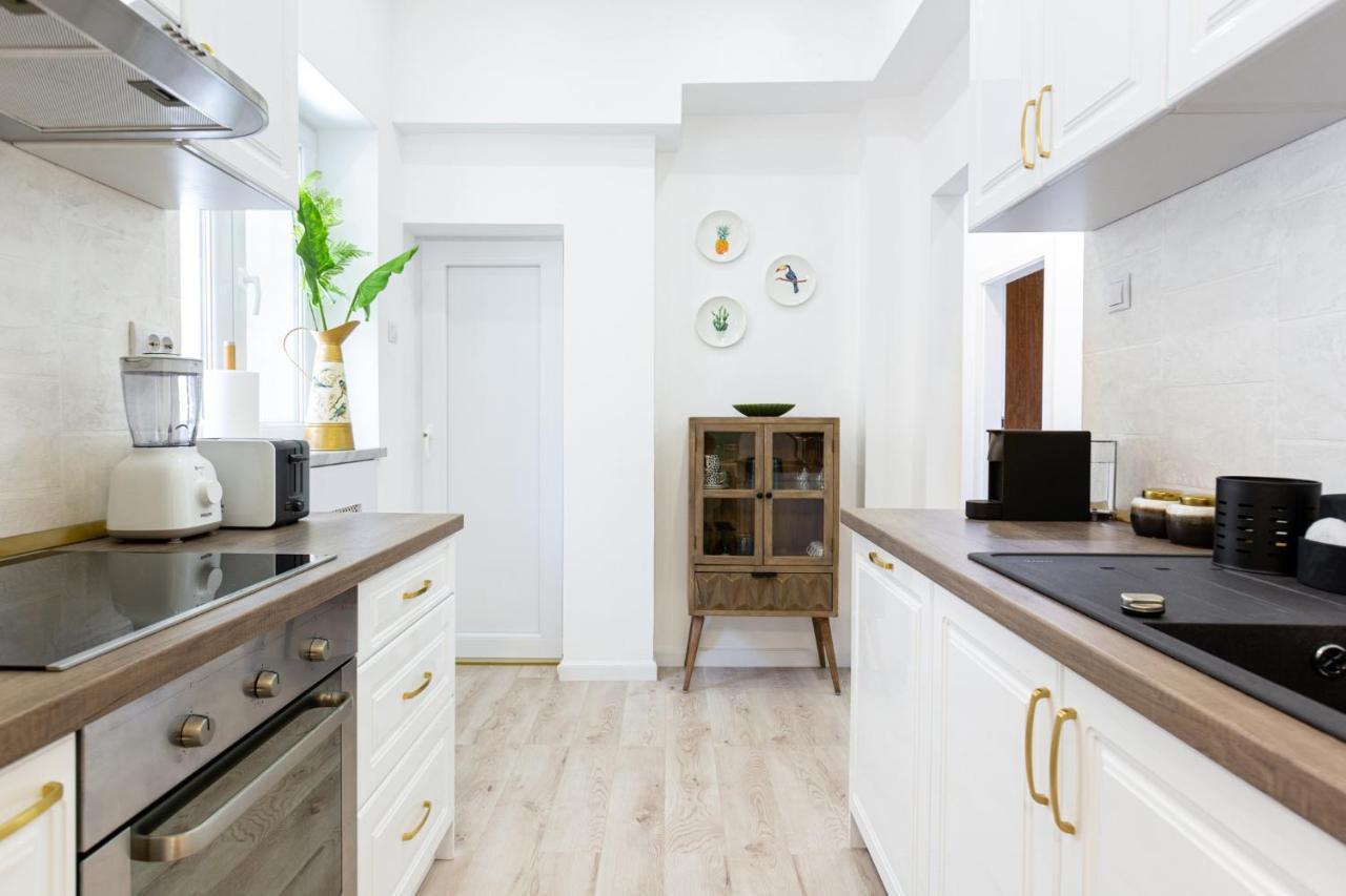 Apartament Holt - Welcome To The Jungle Bucureşti